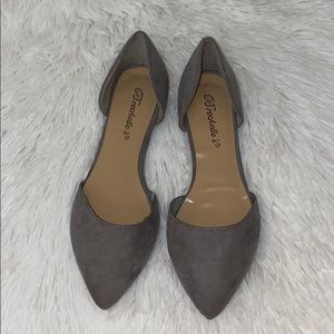 Breckelle’s Faux Leather D'Orsay Pointed Toe Flats